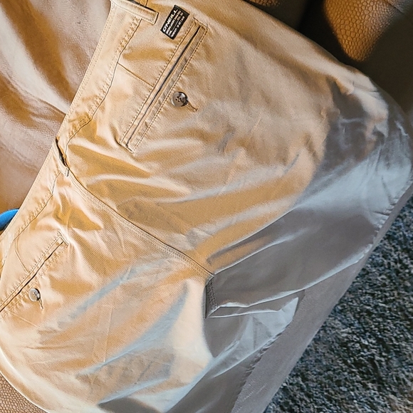 O'Neil hybrid board shorts, size 34, stretchy - Picture 4 of 4